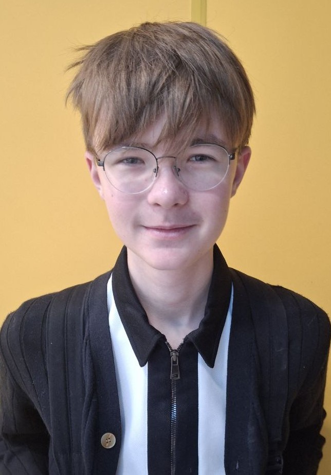 Подольский Артем