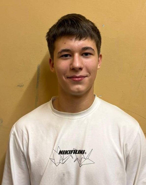 Медведев Артур